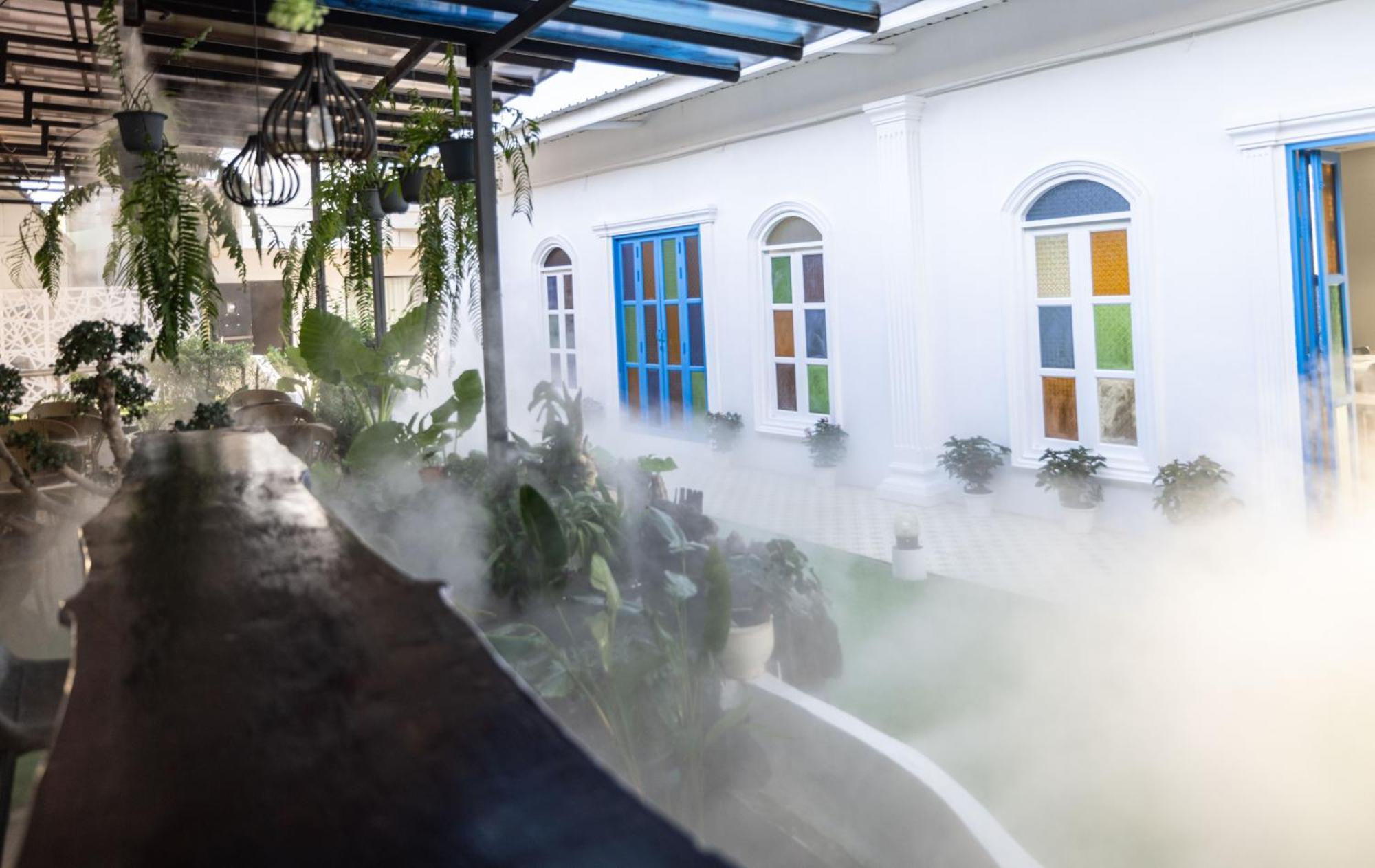 Blue Carina Hotel Phuket Bagian luar foto