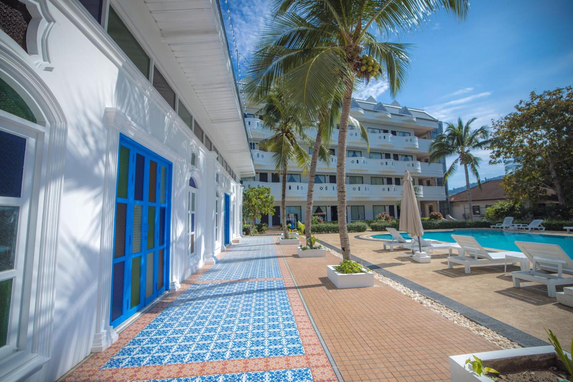 Blue Carina Hotel Phuket Bagian luar foto