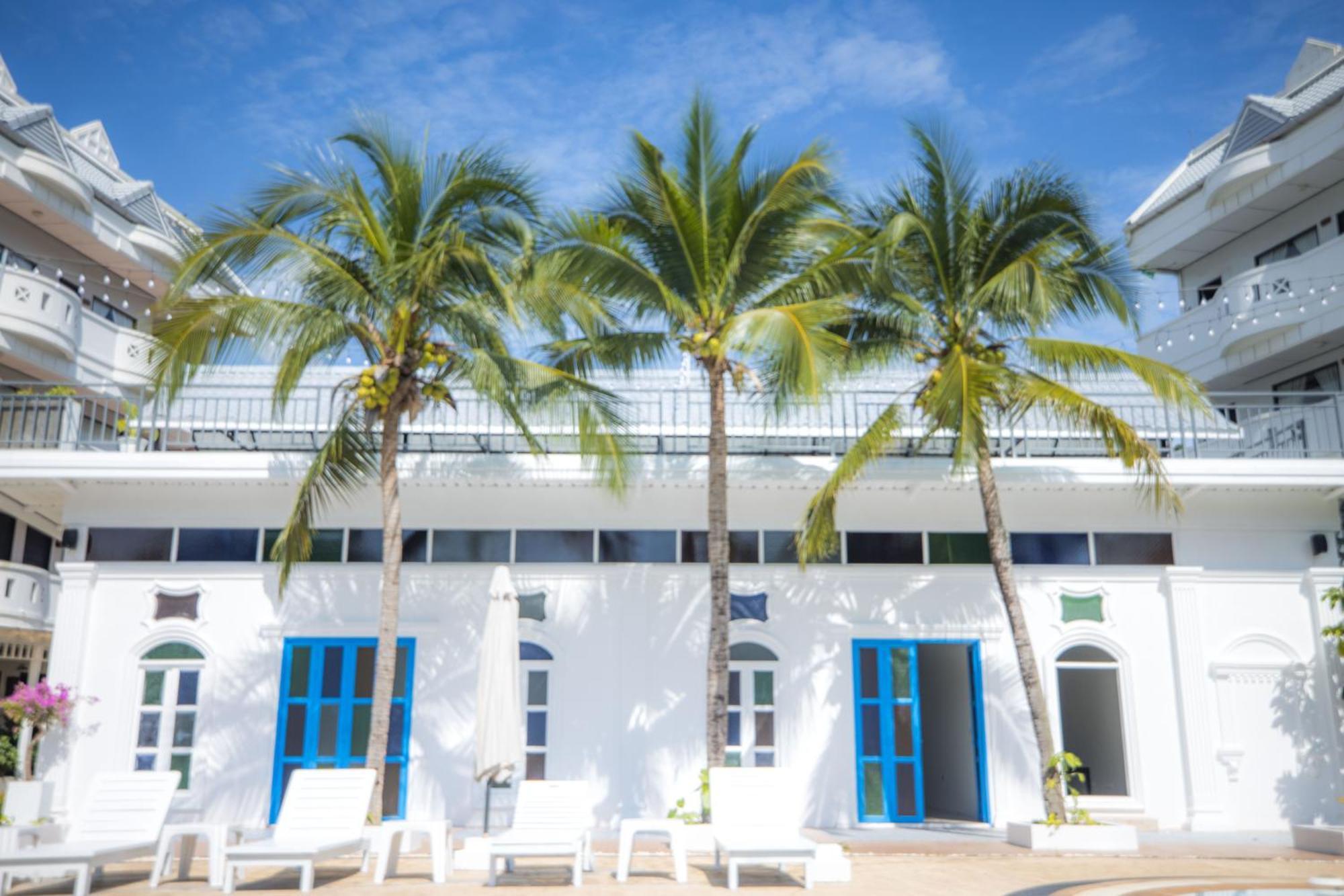 Blue Carina Hotel Phuket Bagian luar foto