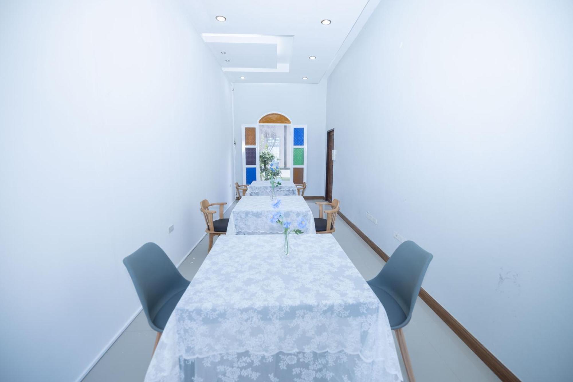 Blue Carina Hotel Phuket Bagian luar foto
